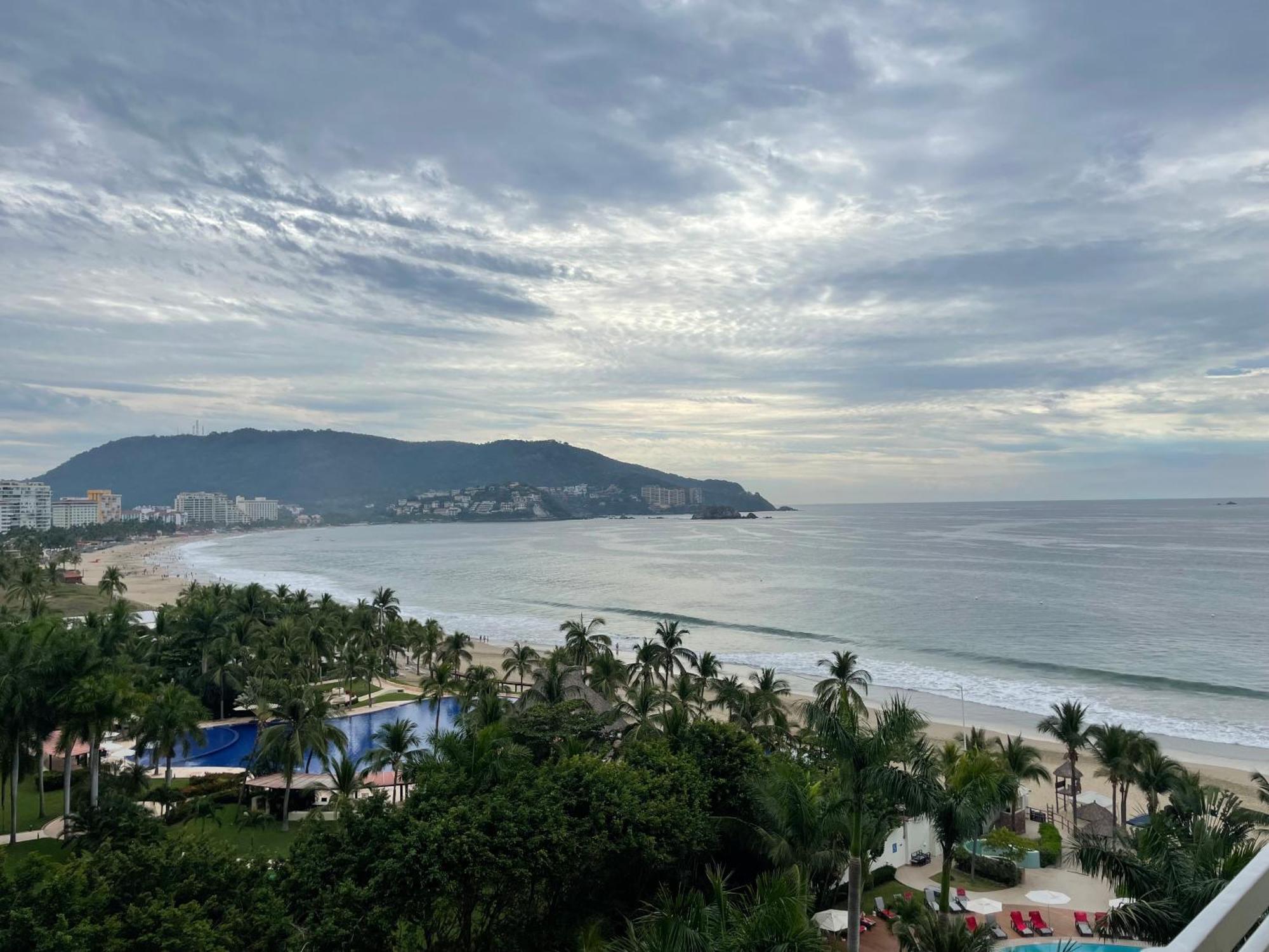 Bay View Grand Marina Ixtapa Condo En Pie De Playa Exterior photo