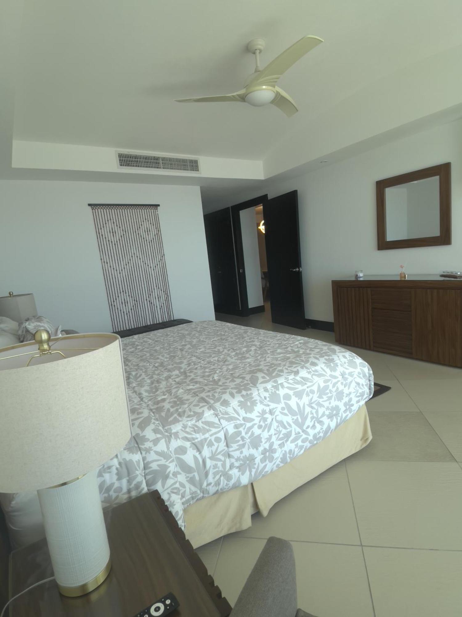Bay View Grand Marina Ixtapa Condo En Pie De Playa Exterior photo